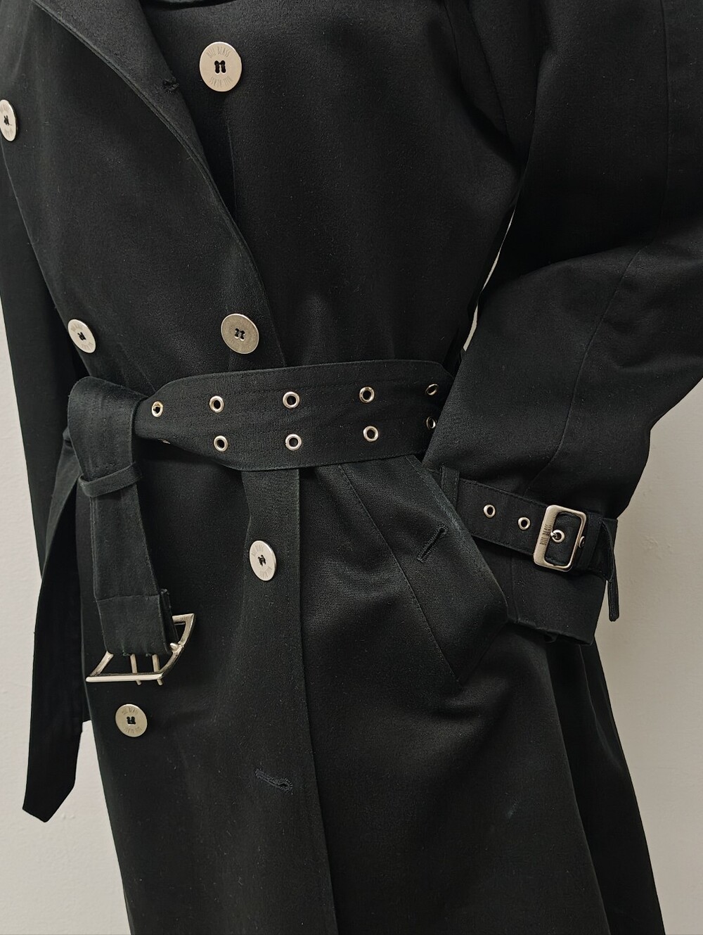 DESIGNER BILL BLASS "SPY vs SPY" TRENCH COAT - Picture 4 of 7